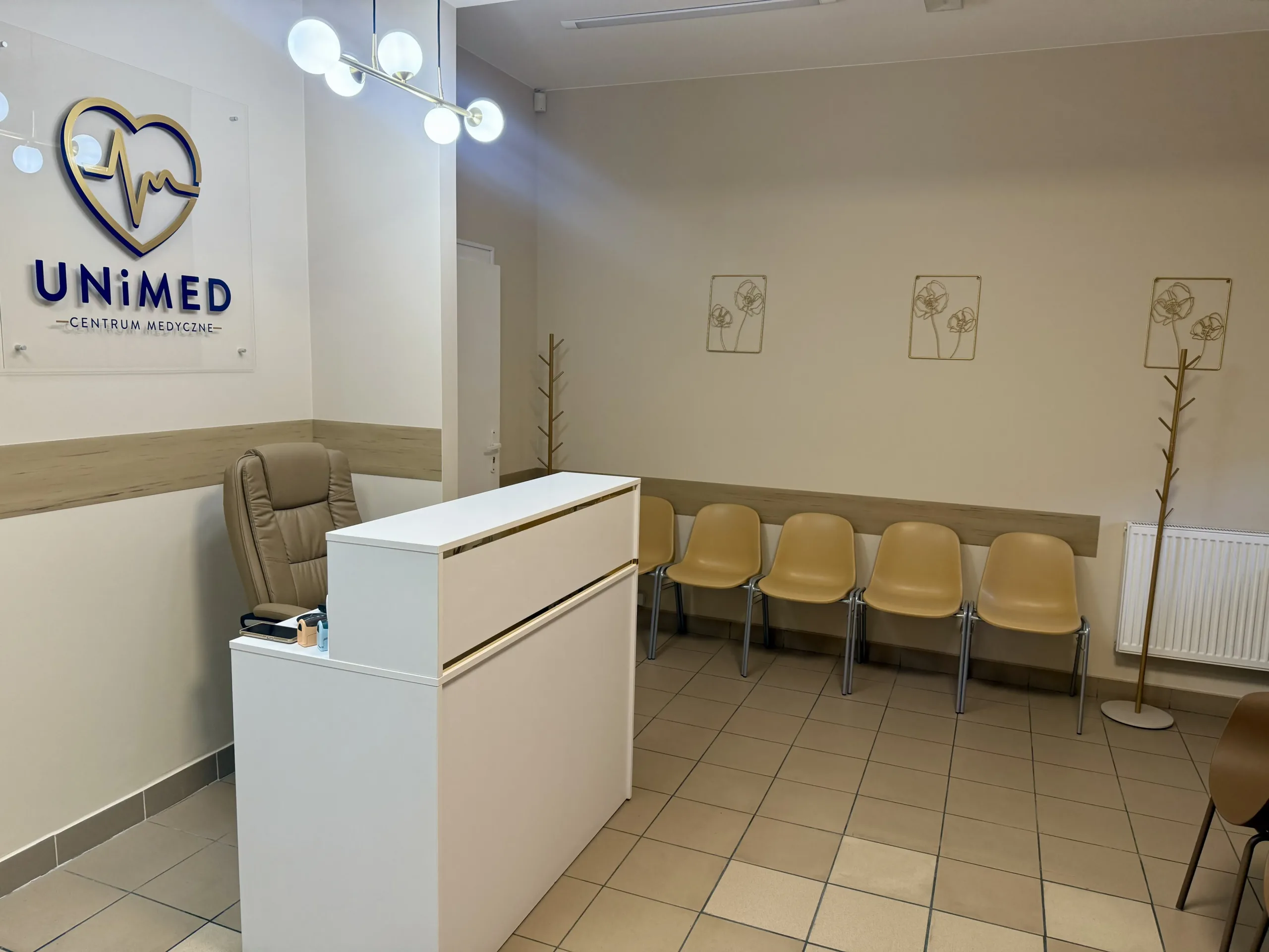 poczekalnia centrum medycznego UNIMED
